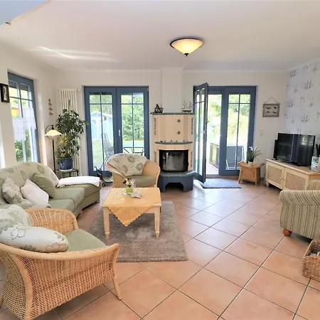 Ferienhaeuser Uns Luett Hus *