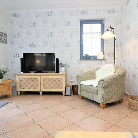 別荘 Ferienhaeuser Uns Luett Hus オストゼーバート・ディアーハーゲン