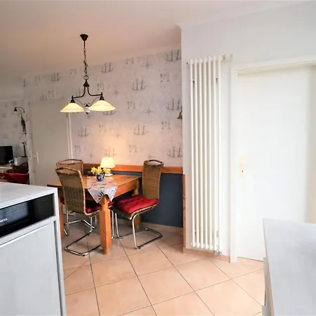 別荘 Ferienhaeuser Uns Luett Hus オストゼーバート・ディアーハーゲン